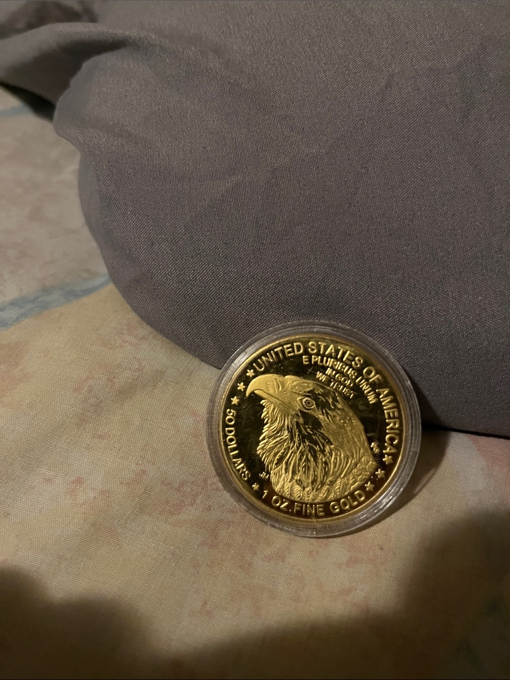 Gold Eagle Decorative Coin Accent - Unbranded - Gold